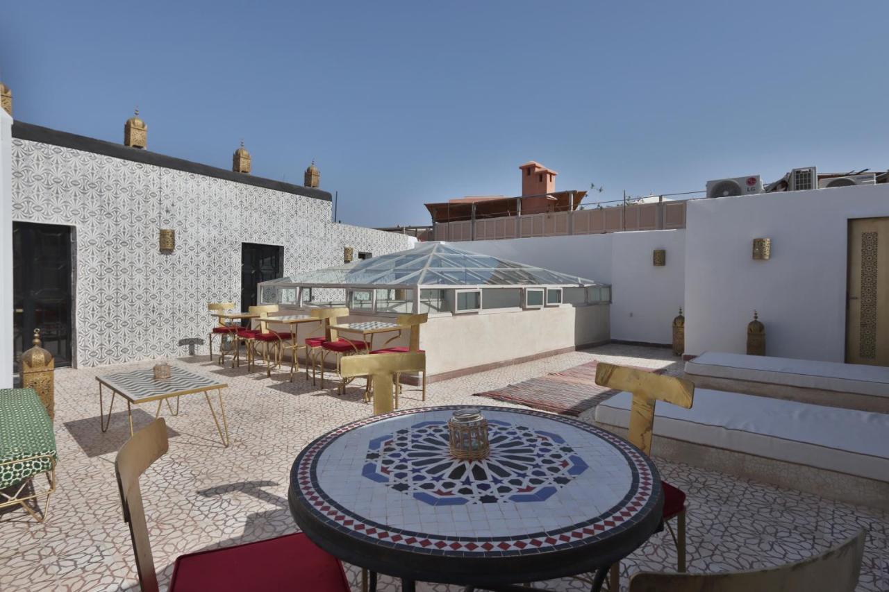 Riad La Fayette Bed & Breakfast Marrakesh Bagian luar foto