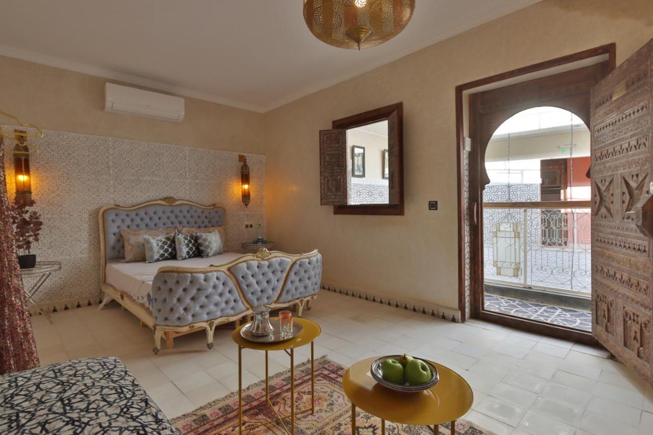 Riad La Fayette Bed & Breakfast Marrakesh Bagian luar foto