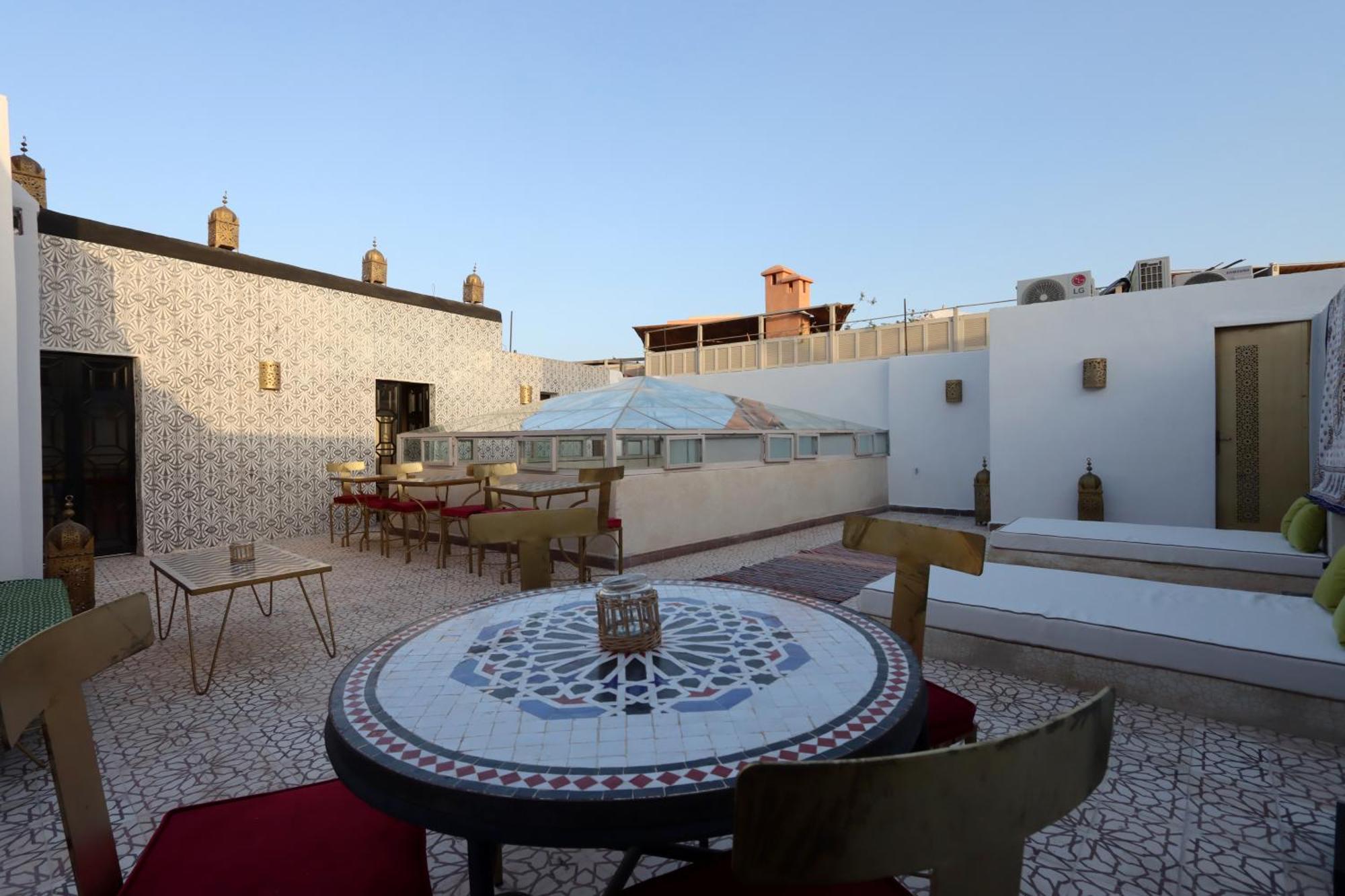 Riad La Fayette Bed & Breakfast Marrakesh Bagian luar foto