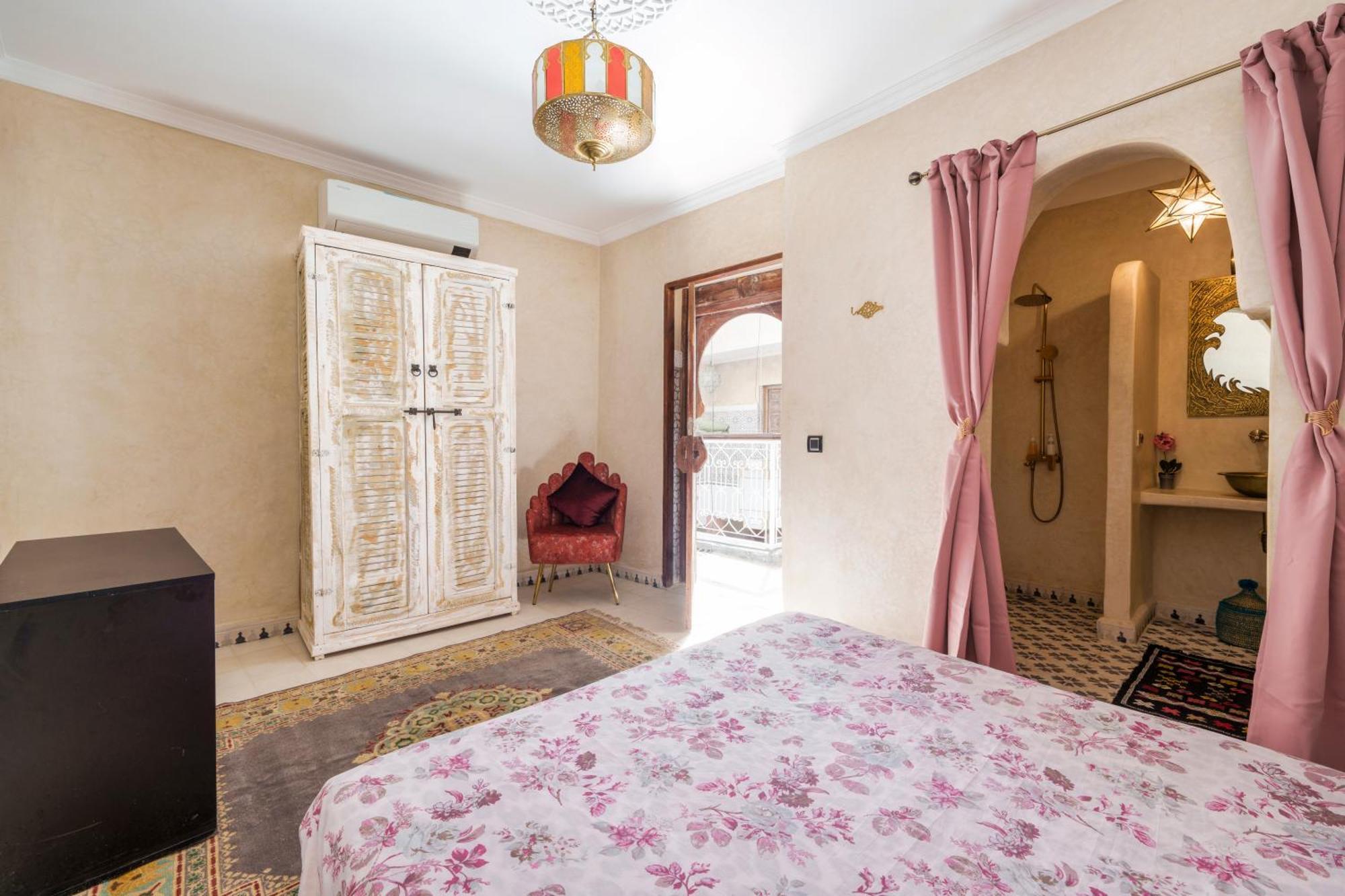 Riad La Fayette Bed & Breakfast Marrakesh Bagian luar foto