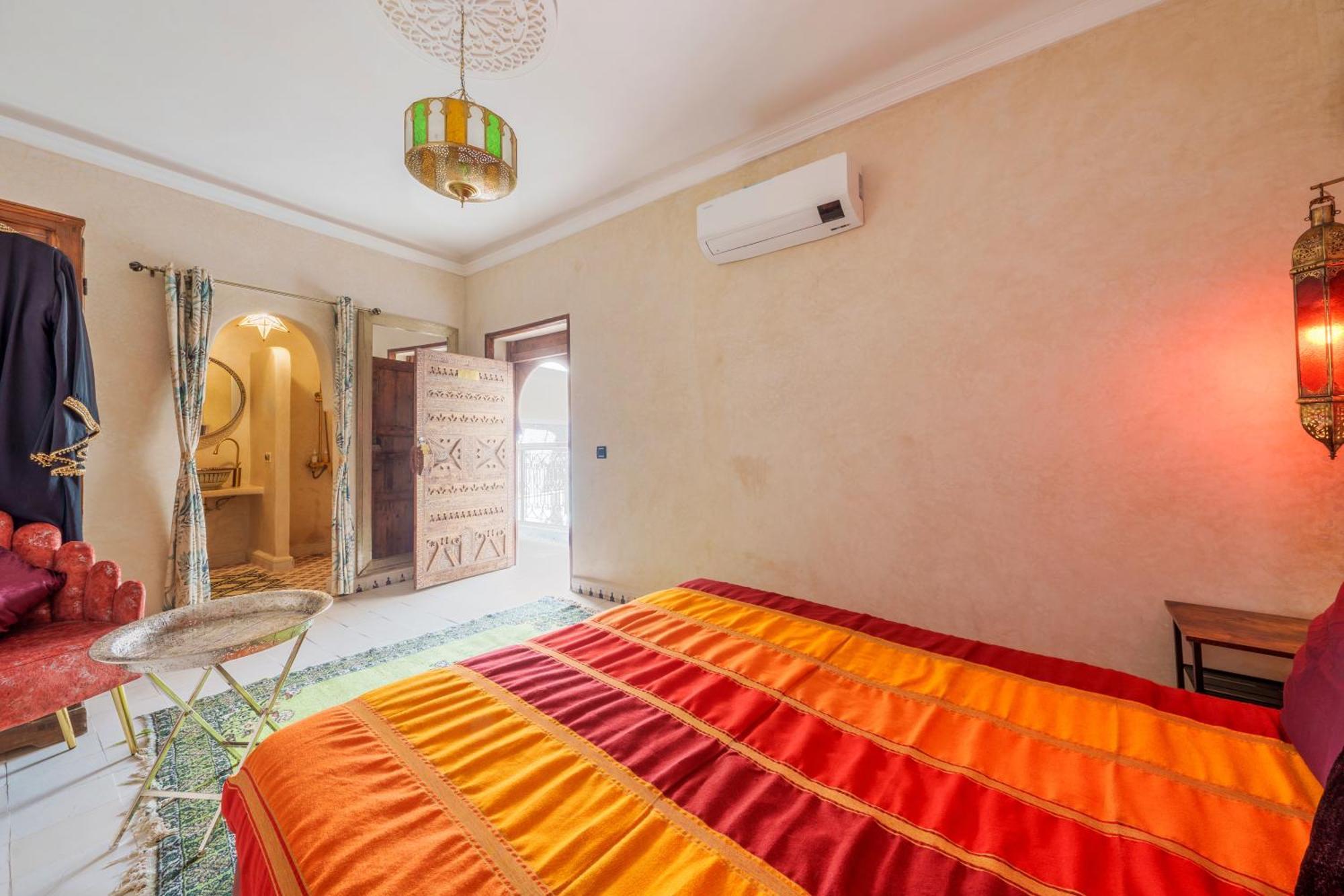Riad La Fayette Bed & Breakfast Marrakesh Bagian luar foto