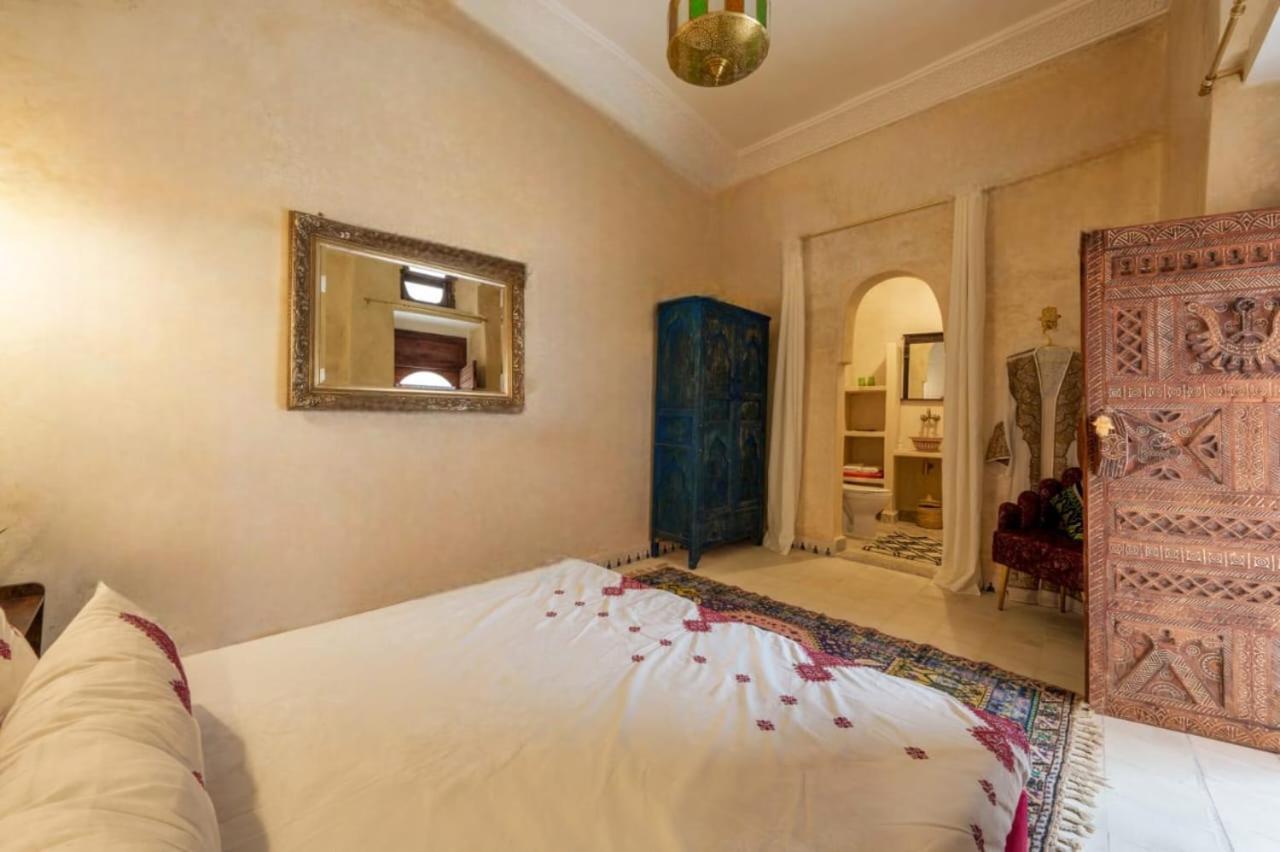 Riad La Fayette Bed & Breakfast Marrakesh Bagian luar foto